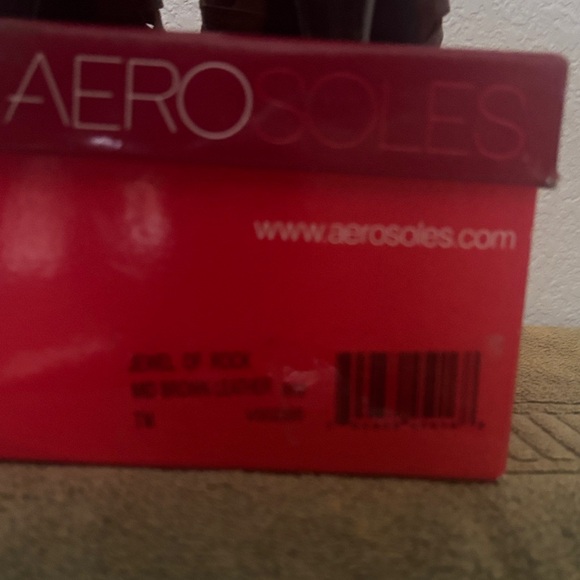 AEROSOLES Brown Sandals with Blue Accents - Picture 7 of 7